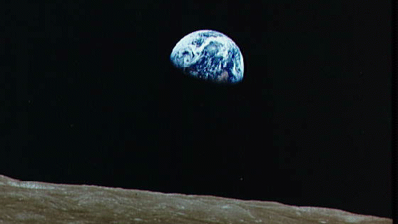 Earth as viewed from the moon.gif (70893 bytes)